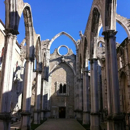 With One Bedroom In With Wifi 12 Km From The Beach Διαμέρισμα Lisboa